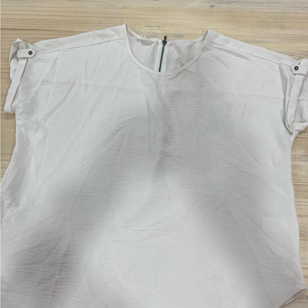 Maurices Light Blush Pink Short Sleeve Blouse